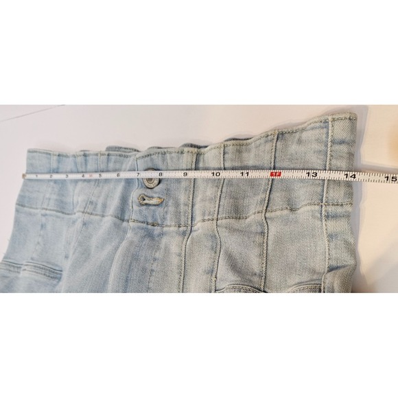 WE THE FREE High Waisted Light Wash Flare Jeans Size 31 - Picture 3 of 7